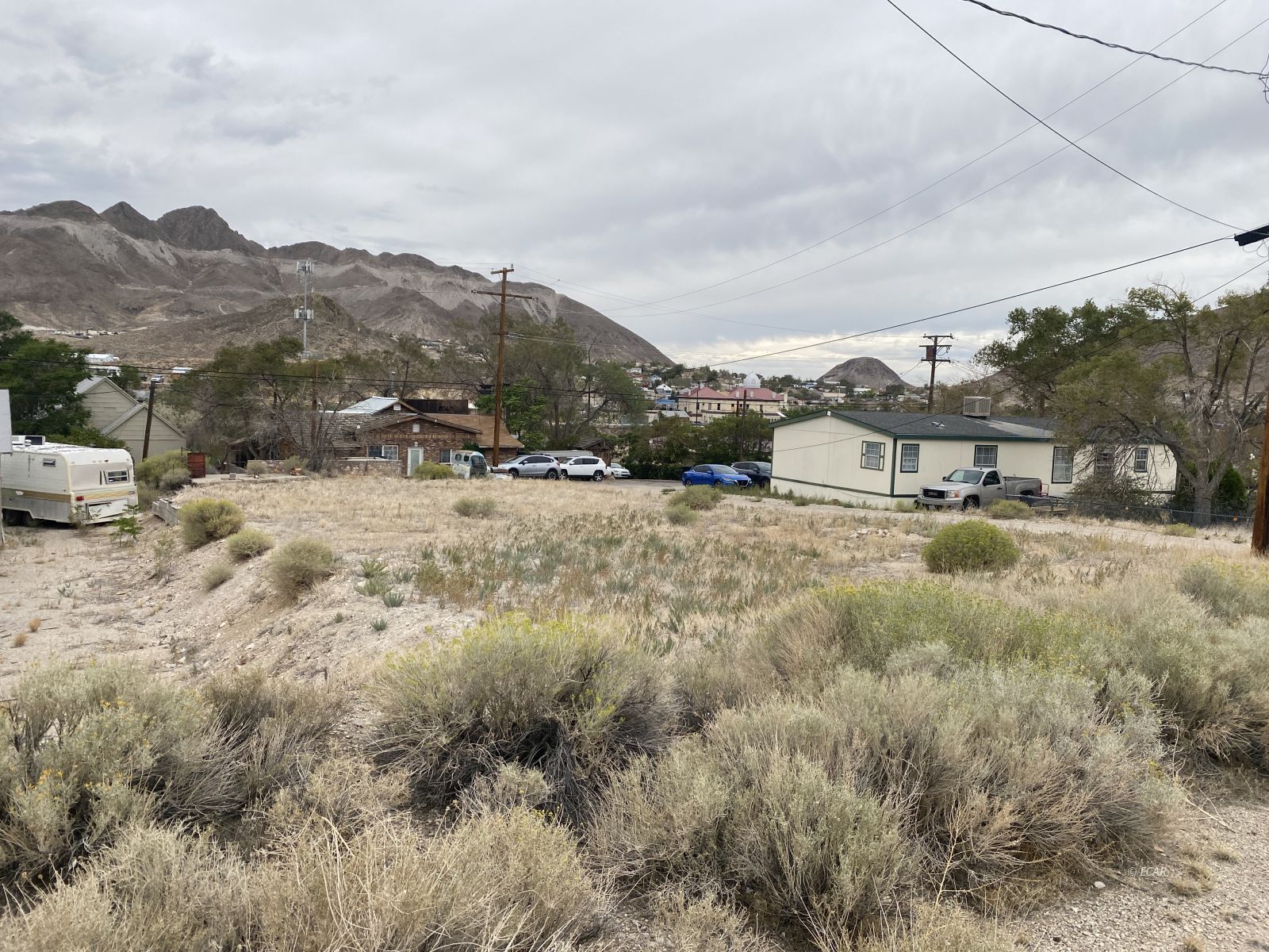 444 E Valley View Avenue Property Photo 1