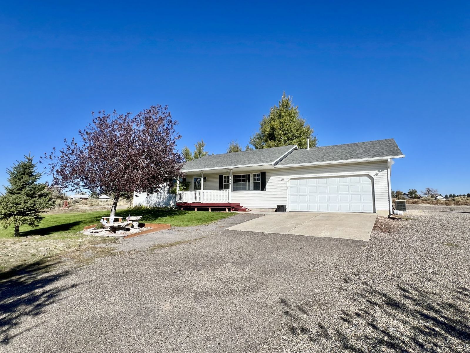 439 Croydon Drive Property Photo 1