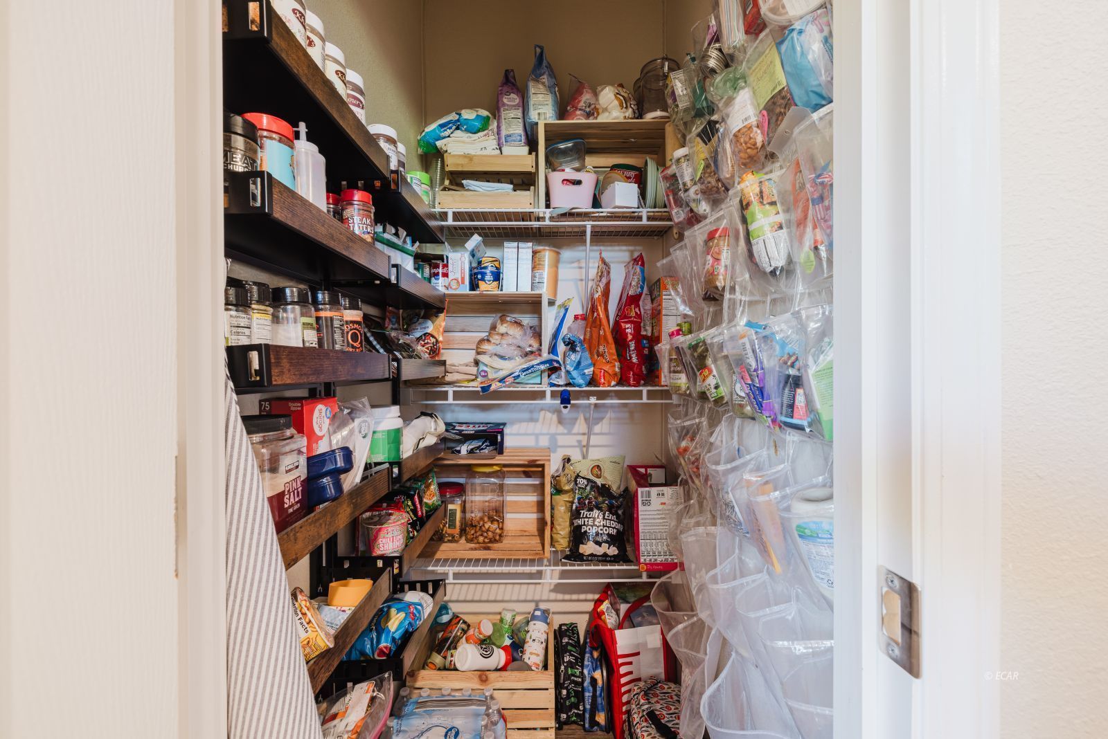 571 Holiday Drive Property Photo 14