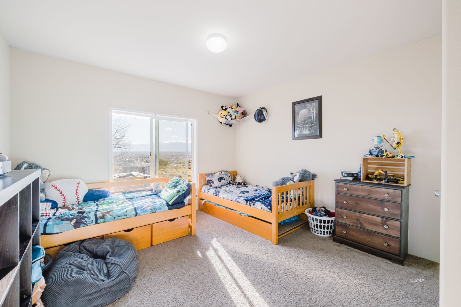 571 Holiday Drive Property Photo 16