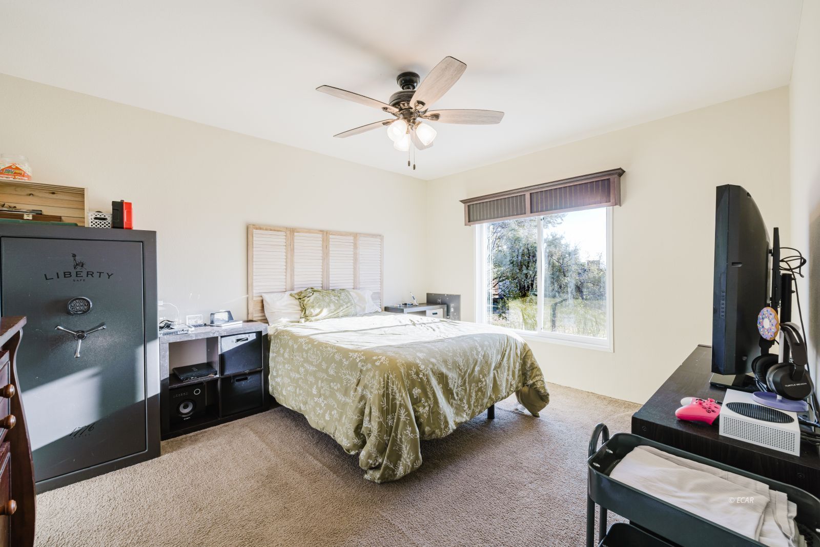 571 Holiday Drive Property Photo 23