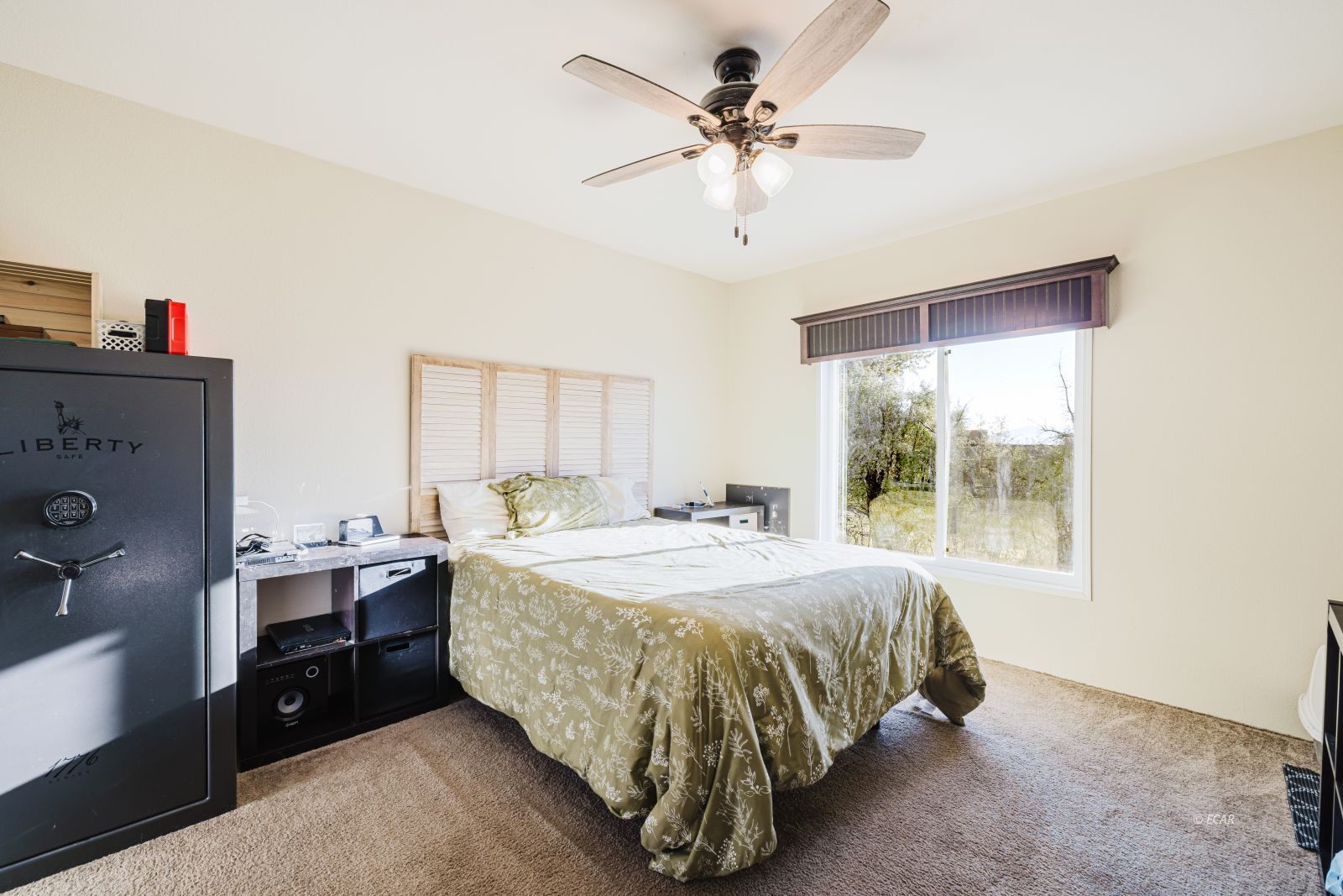 571 Holiday Drive Property Photo 24