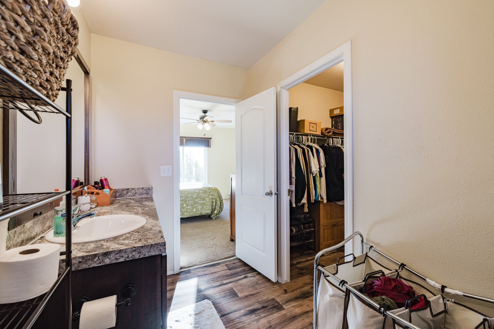 571 Holiday Drive Property Photo 26