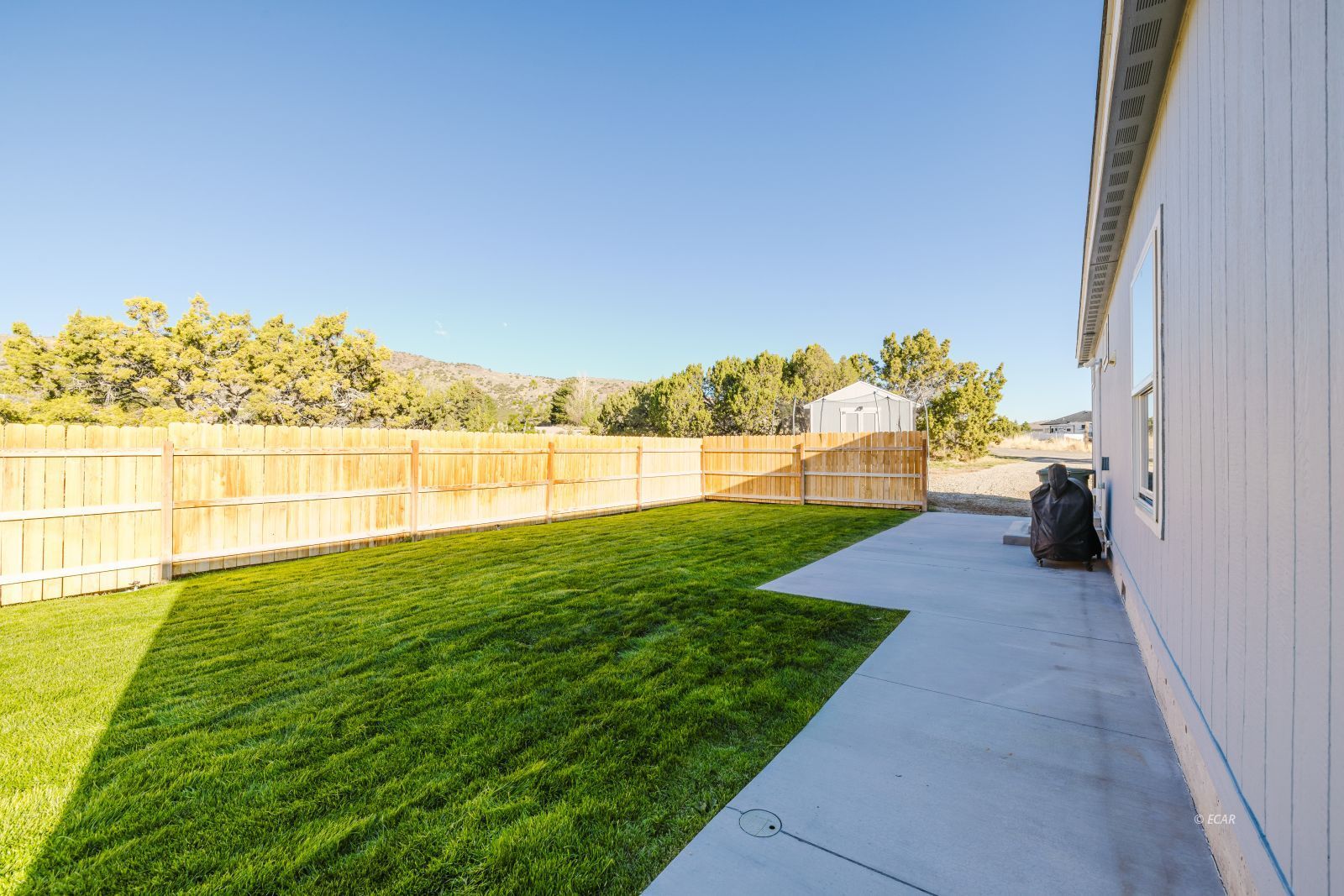 571 Holiday Drive Property Photo 29