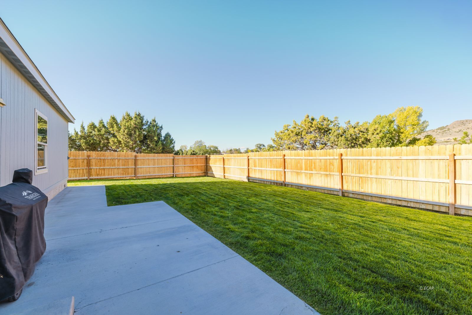 571 Holiday Drive Property Photo 31