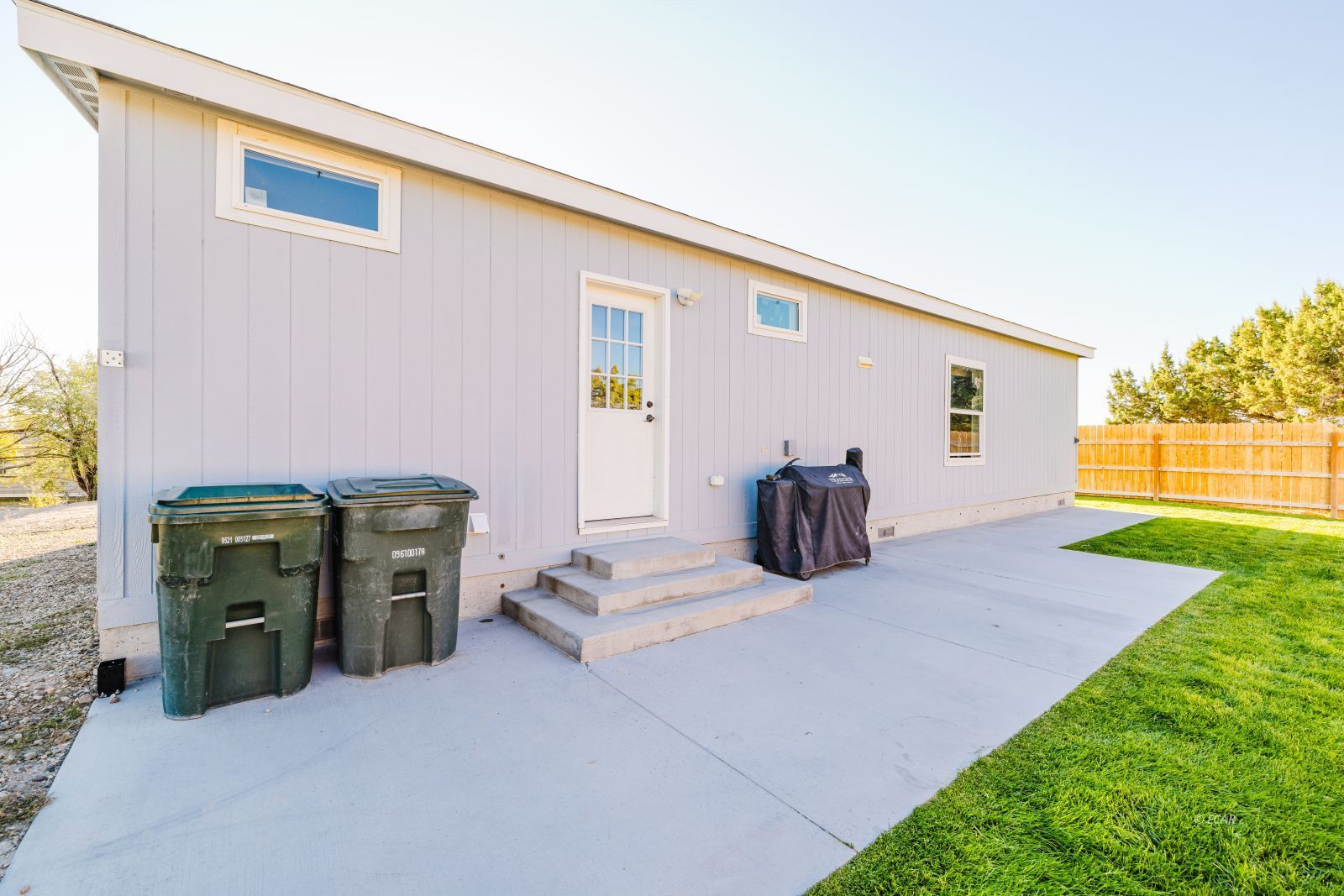 571 Holiday Drive Property Photo 32