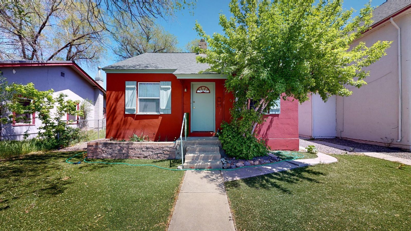 520 5th Street Property Photo 1