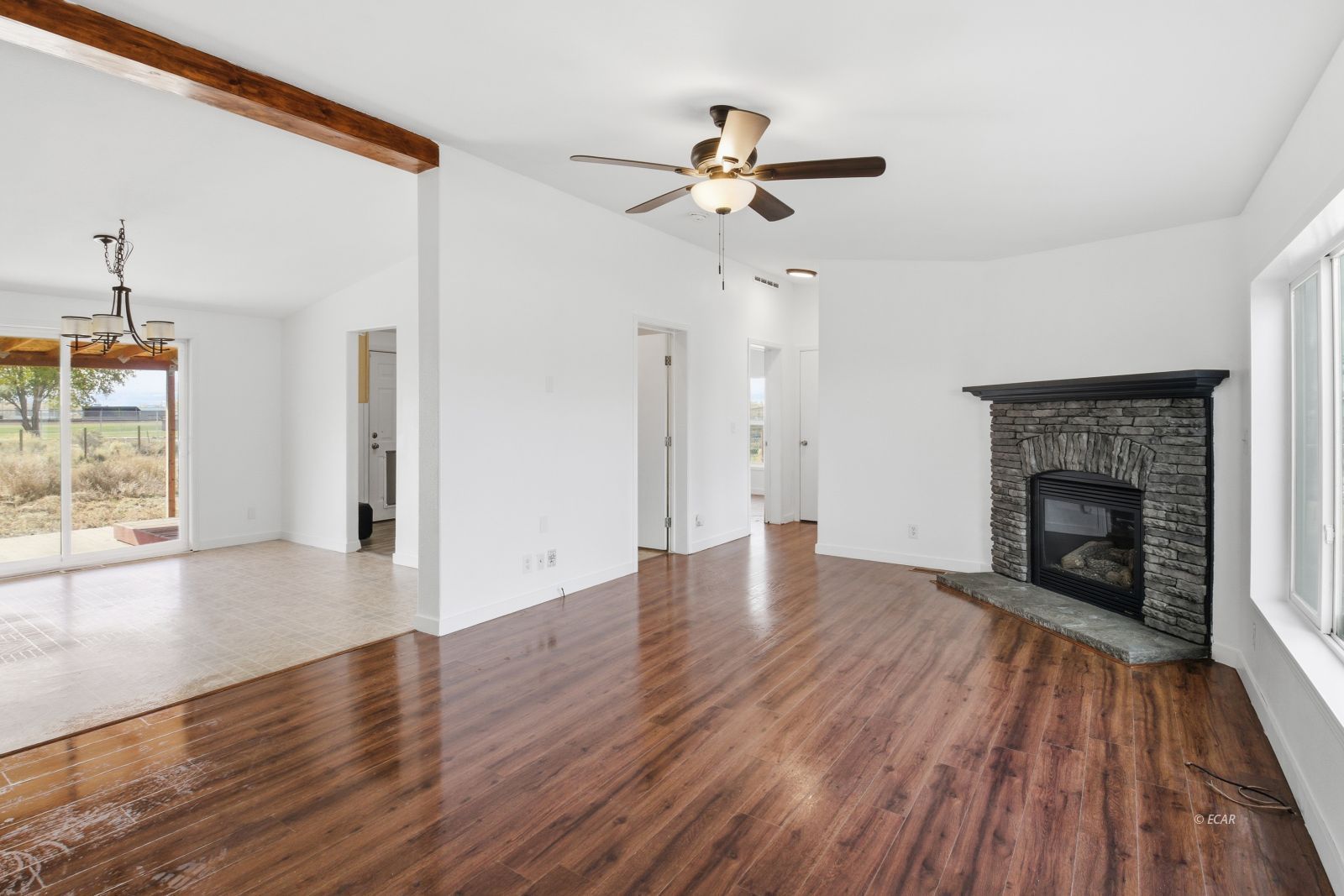 210 Sageglen Drive Property Photo 4