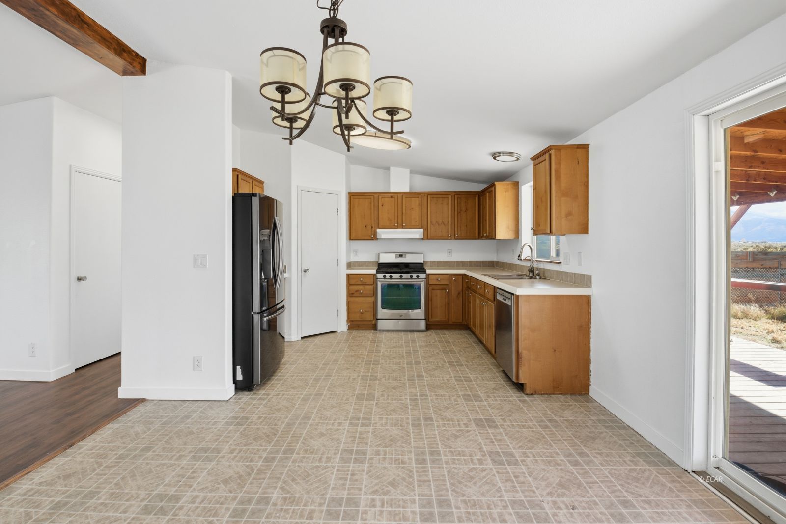 210 Sageglen Drive Property Photo 8