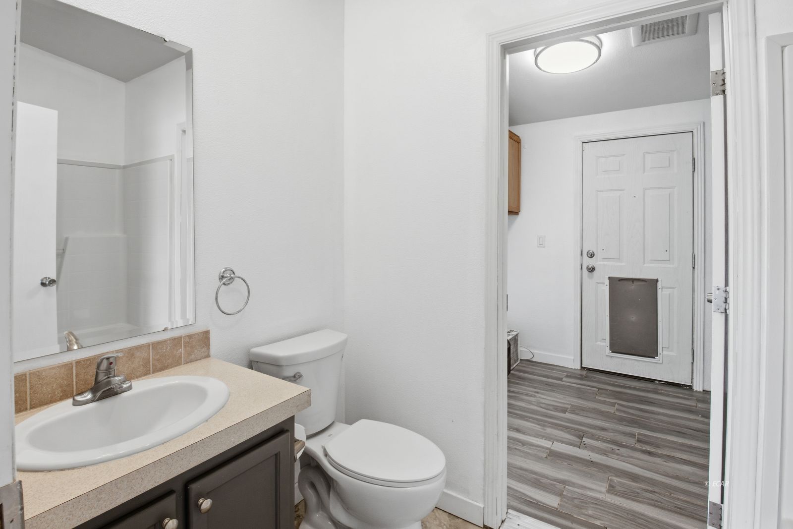 210 Sageglen Drive Property Photo 25