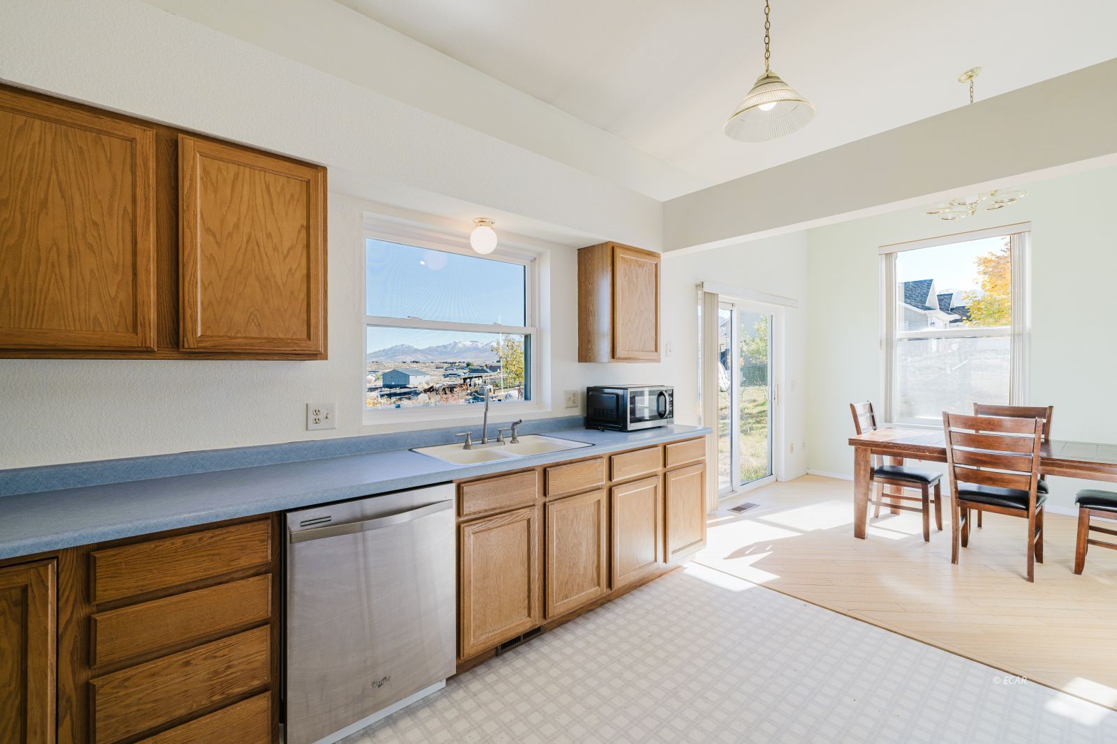 629 Palace Parkway Property Photo 16