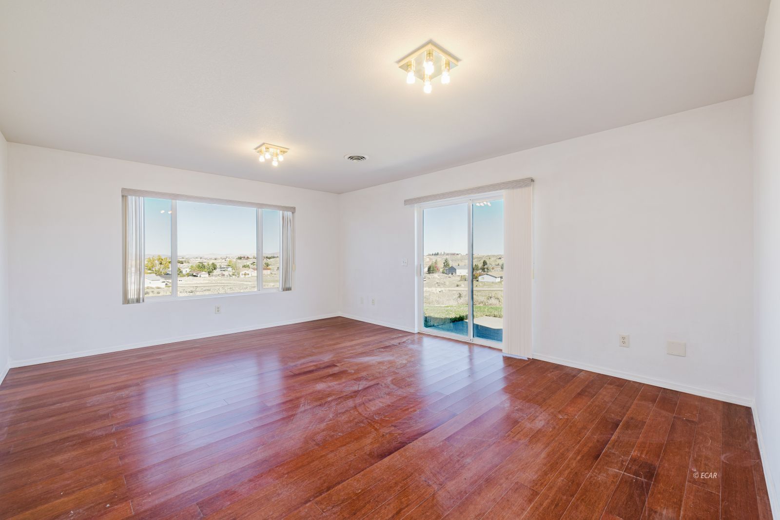 629 Palace Parkway Property Photo 36