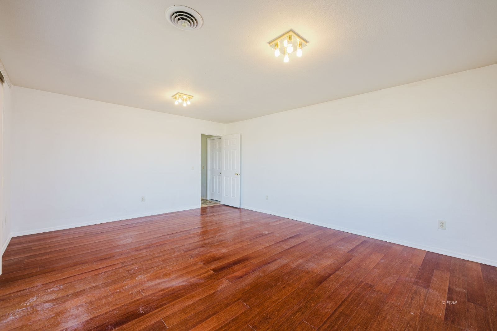 629 Palace Parkway Property Photo 38