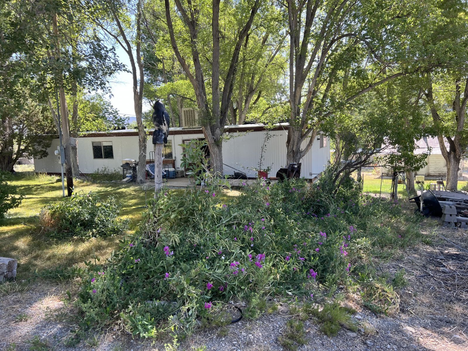 27 Lakeview Drive Property Photo 1