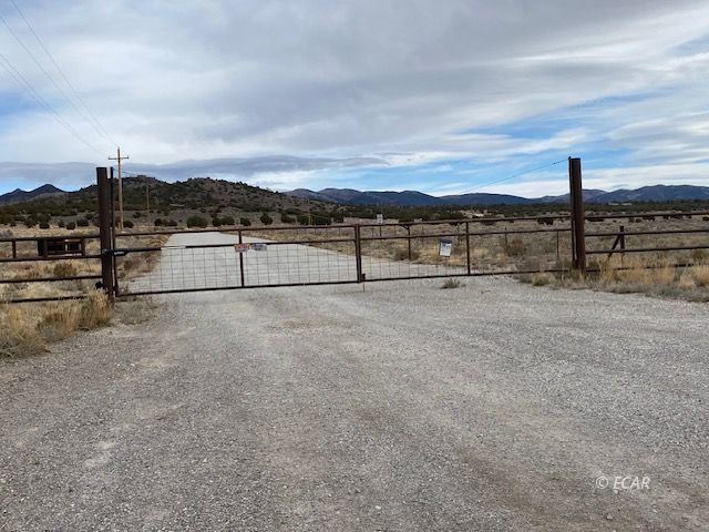008 Leprechaun Lane Property Photo 8