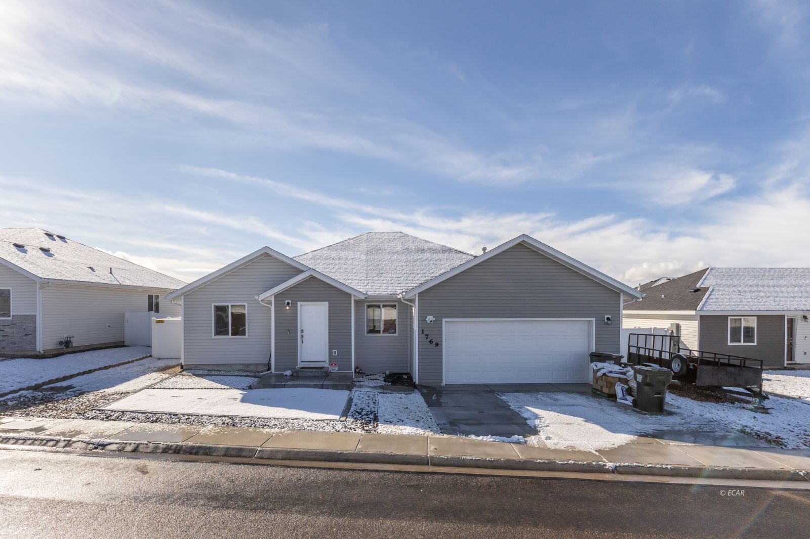 1769 Village Parkway Property Photo 1