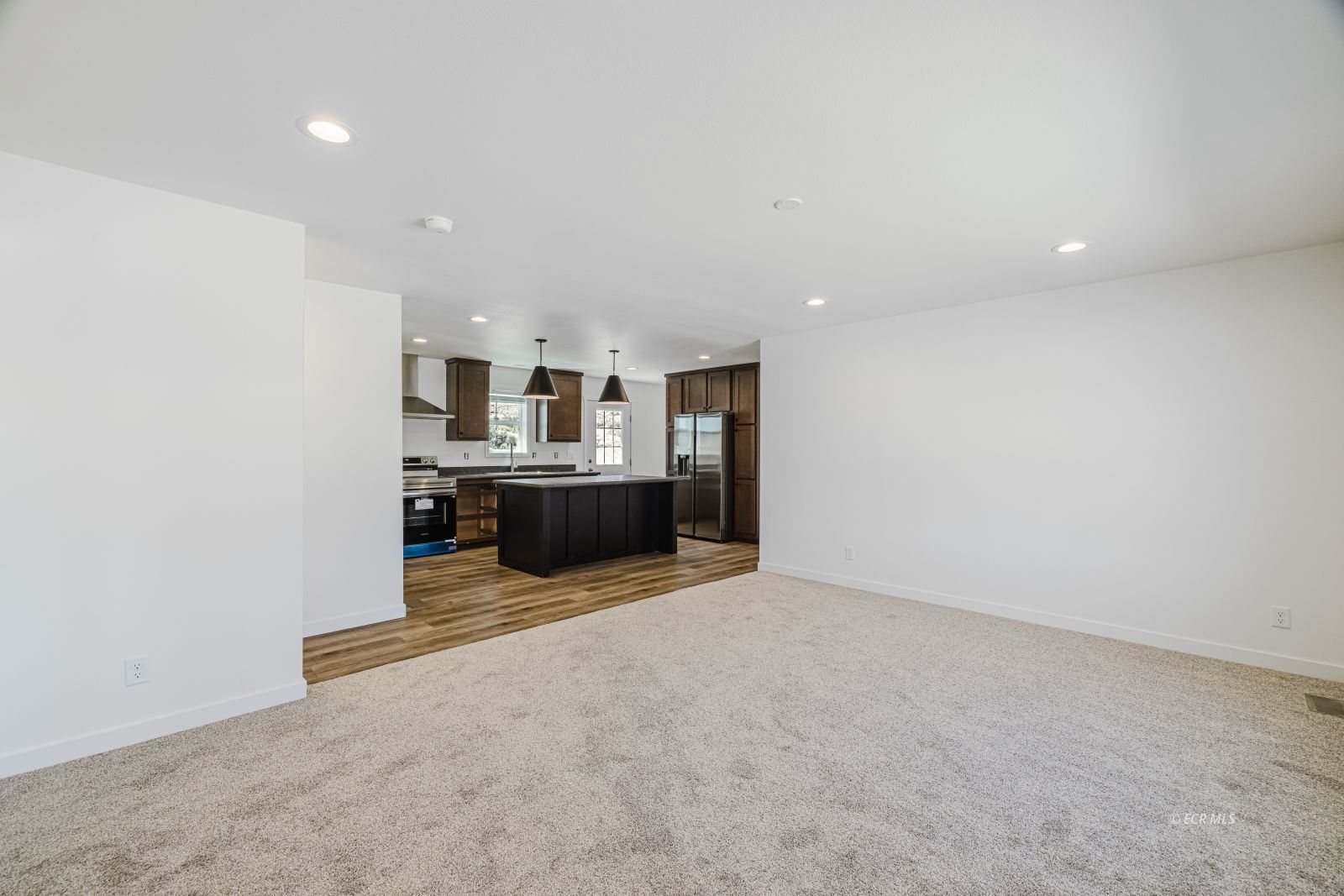 2155 Mcclellan Avenue Property Photo 6