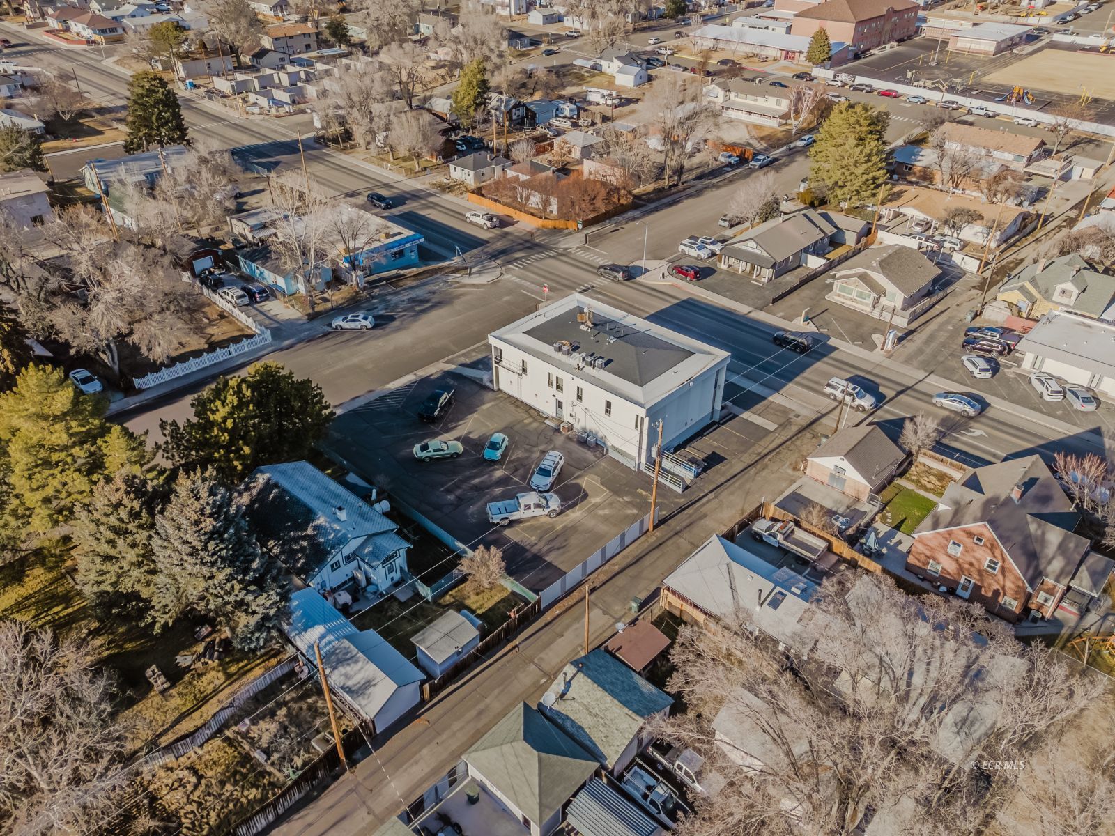 975 5th Street Property Photo 10