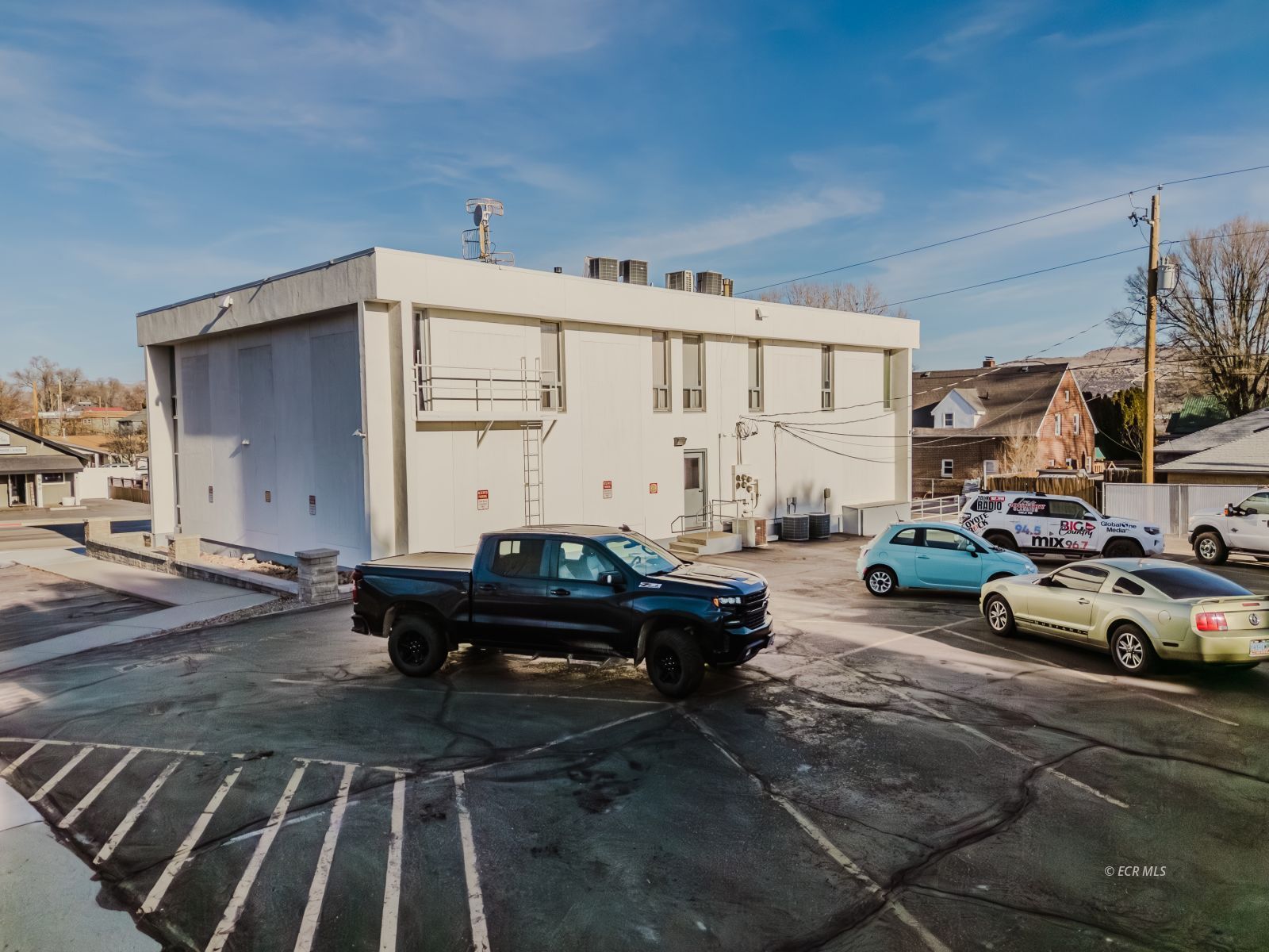 975 5th Street Property Photo 14
