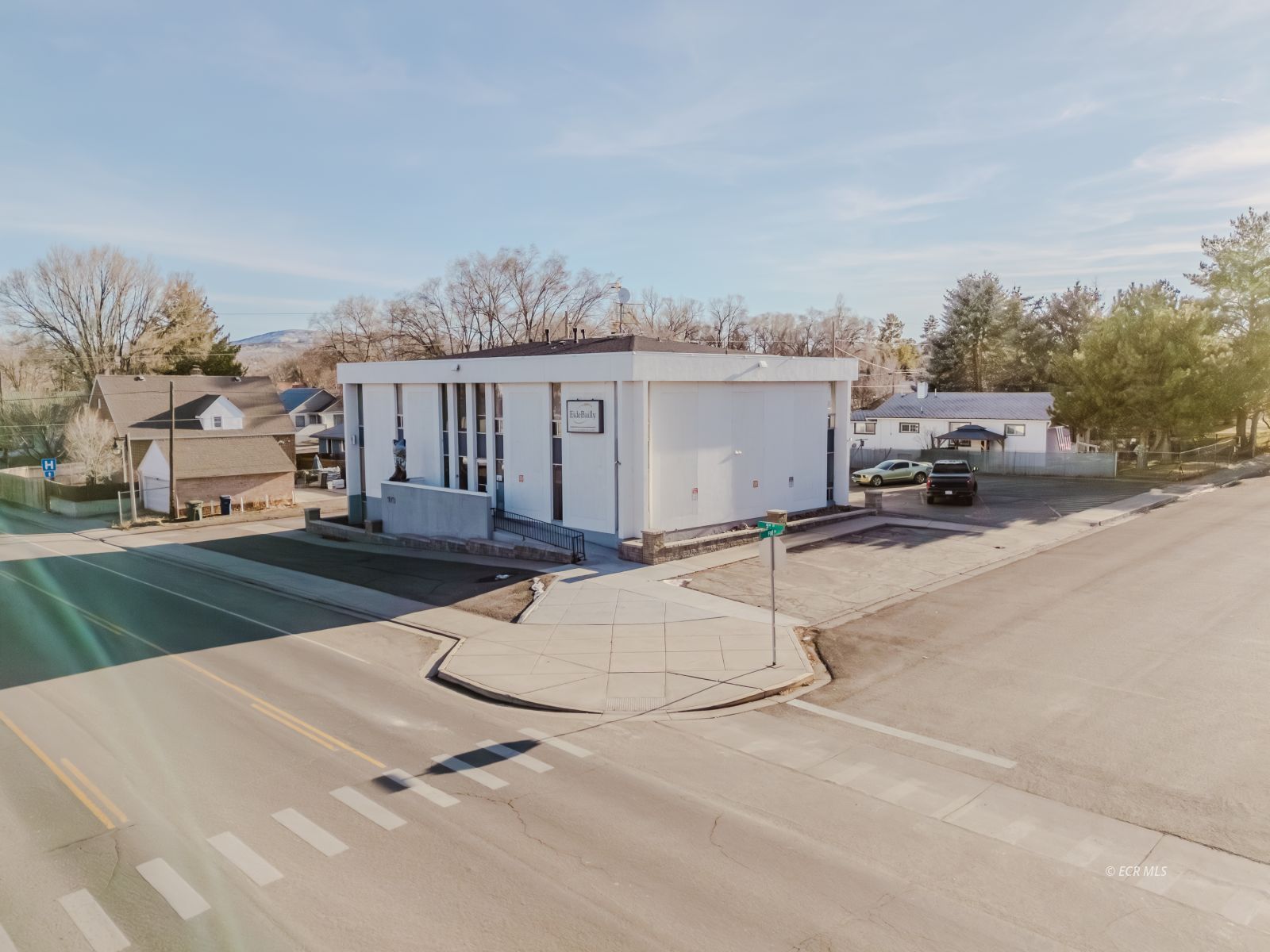 975 5th Street Property Photo 17
