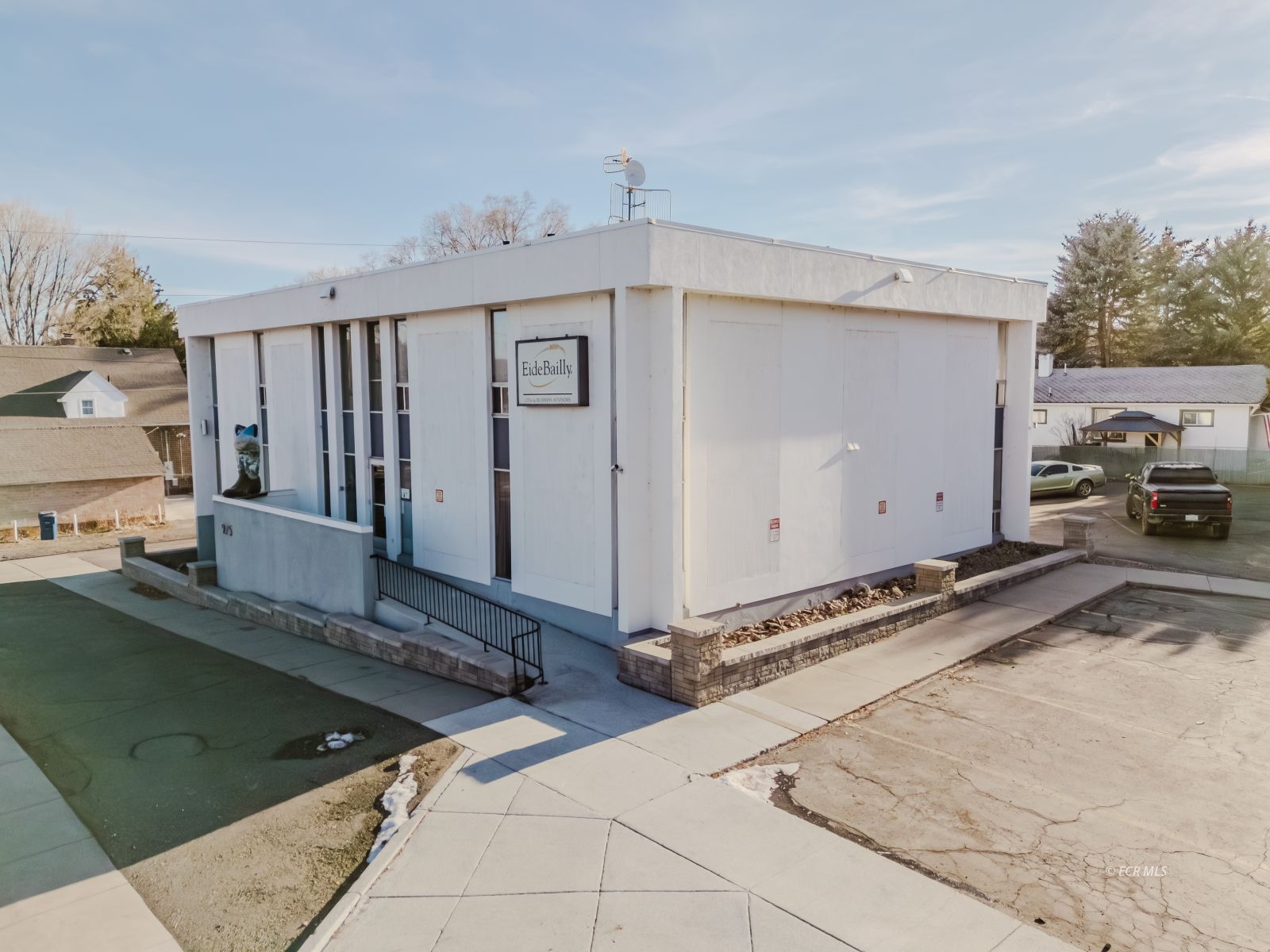 975 5th Street Property Photo 18