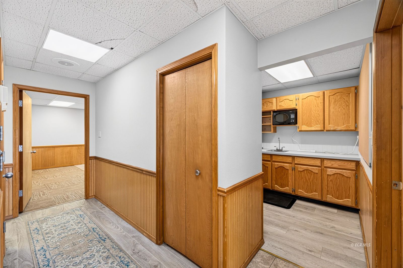 975 5th Street Property Photo 23
