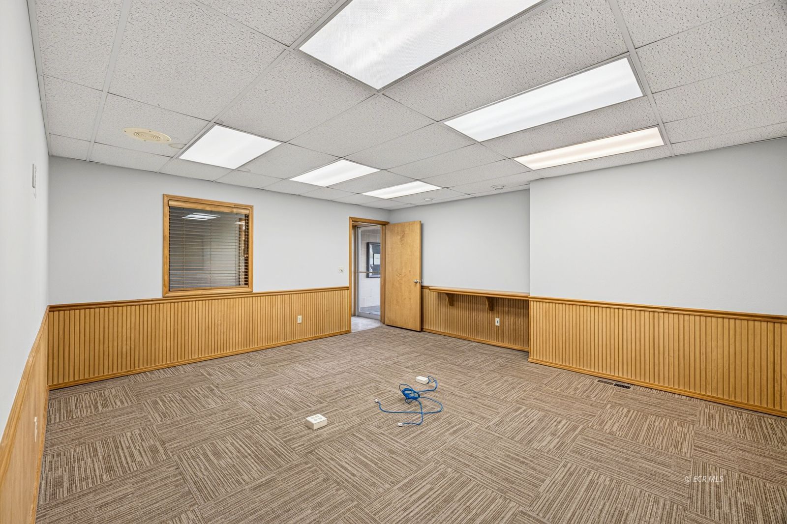 975 5th Street Property Photo 36