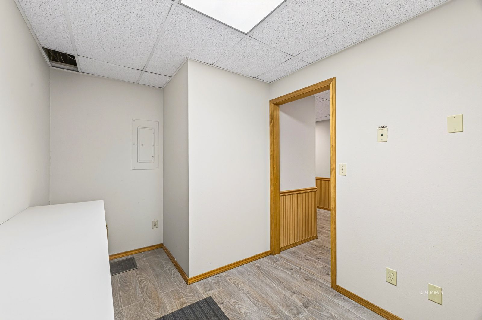 975 5th Street Property Photo 39