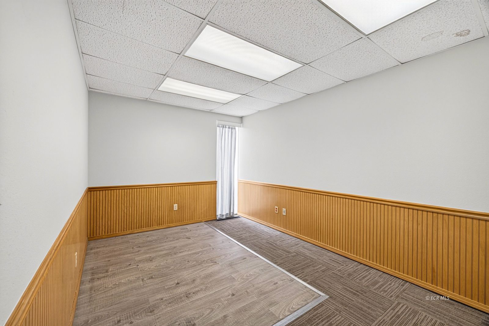 975 5th Street Property Photo 40