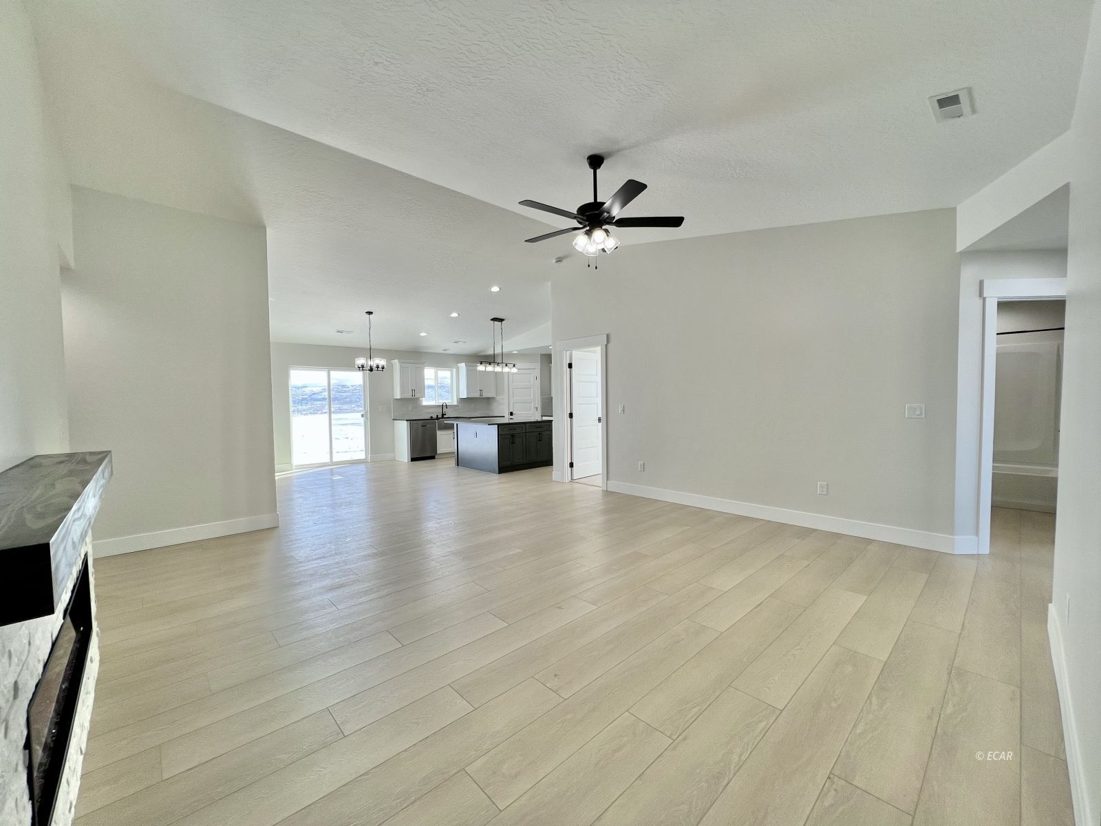 4434 York Boulevard 62 Property Photo 4