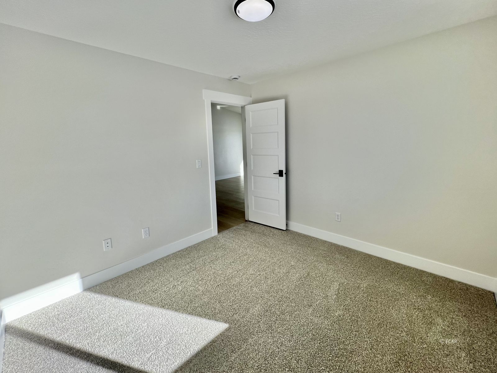 4434 York Boulevard 62 Property Photo 11