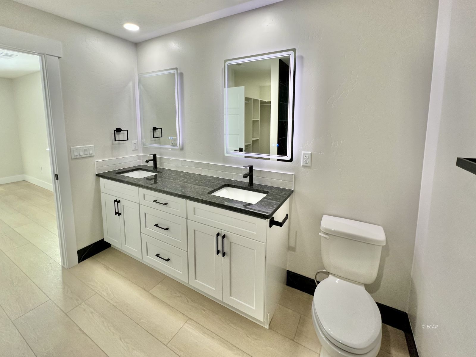 4434 York Boulevard 62 Property Photo 22