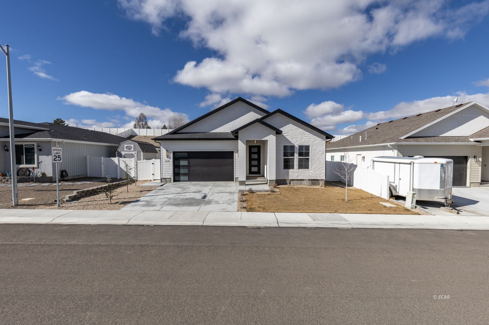 3170 Newcastle Circle Property Photo 1