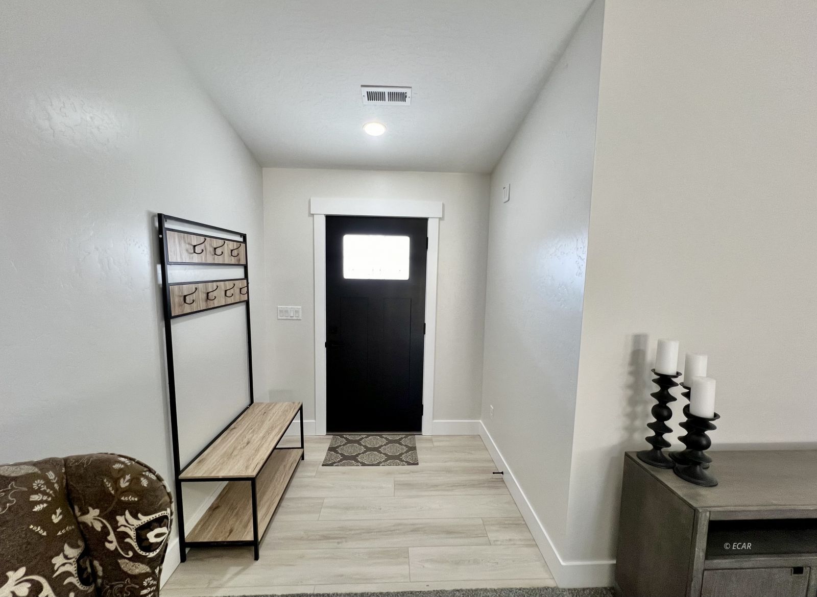 1719 Opal Drive Property Photo 4
