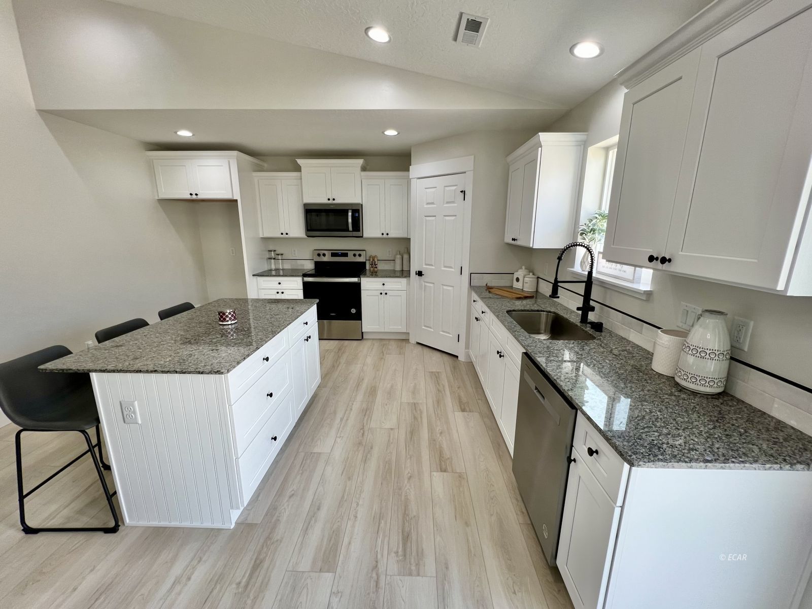 1719 Opal Drive Property Photo 15