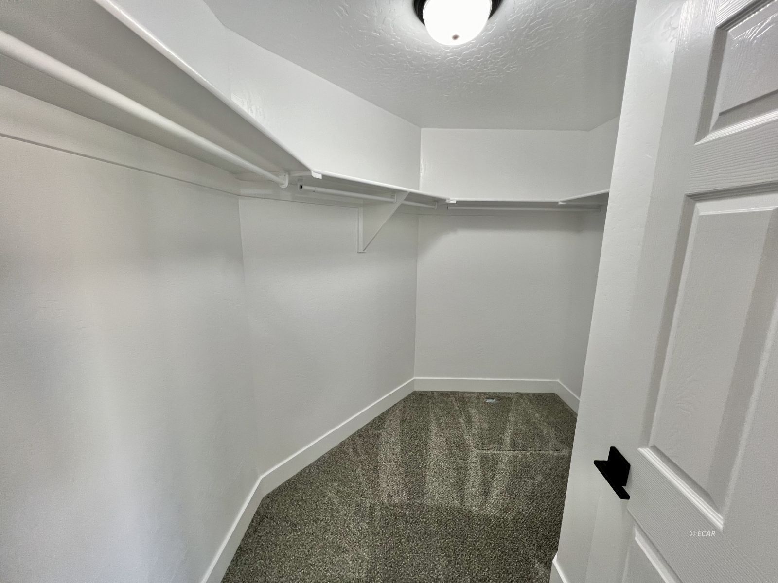 1719 Opal Drive Property Photo 28