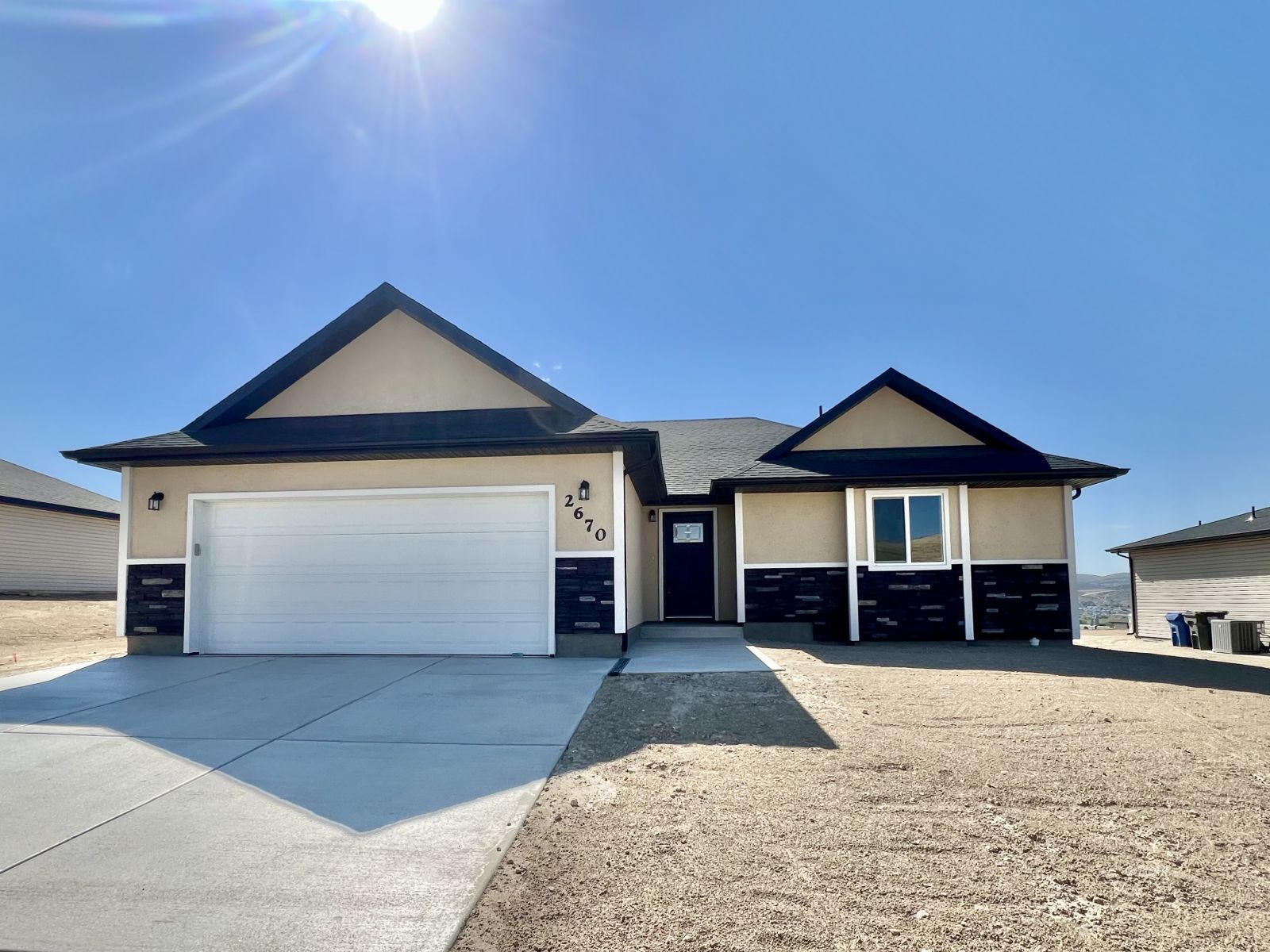 1711 Opal Drive Property Photo 1