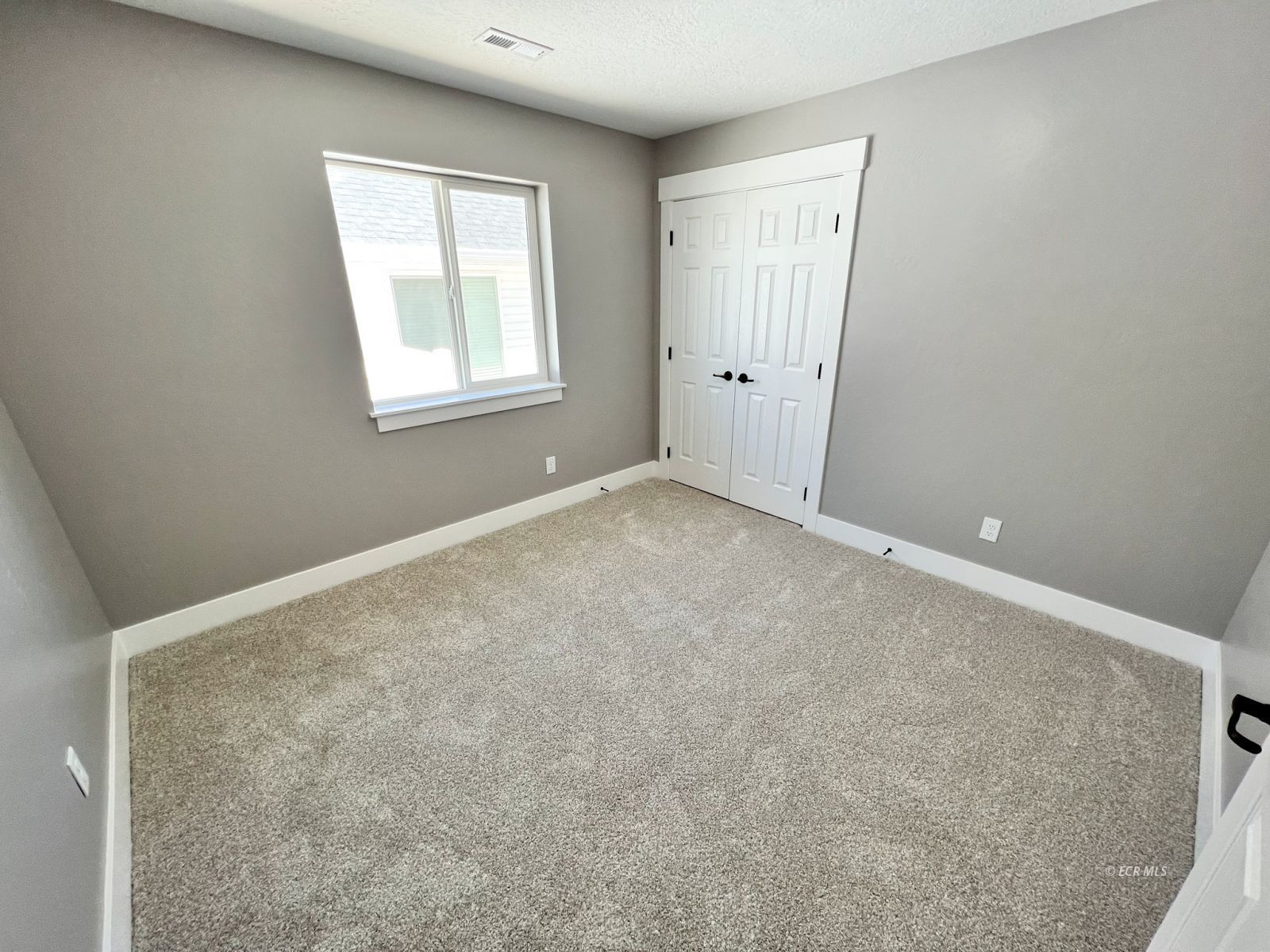 1715 Opal Drive Property Photo 11