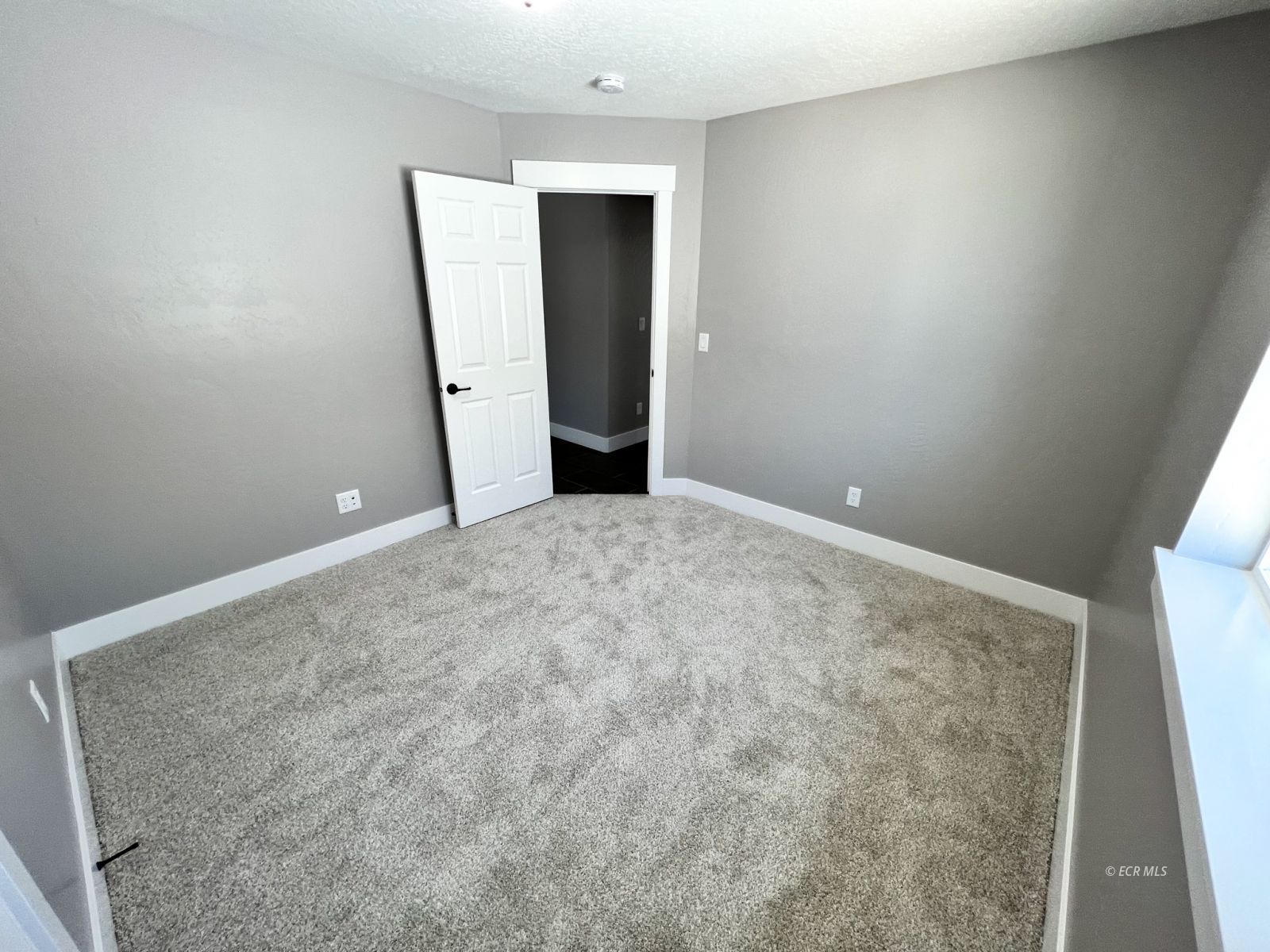 1715 Opal Drive Property Photo 12