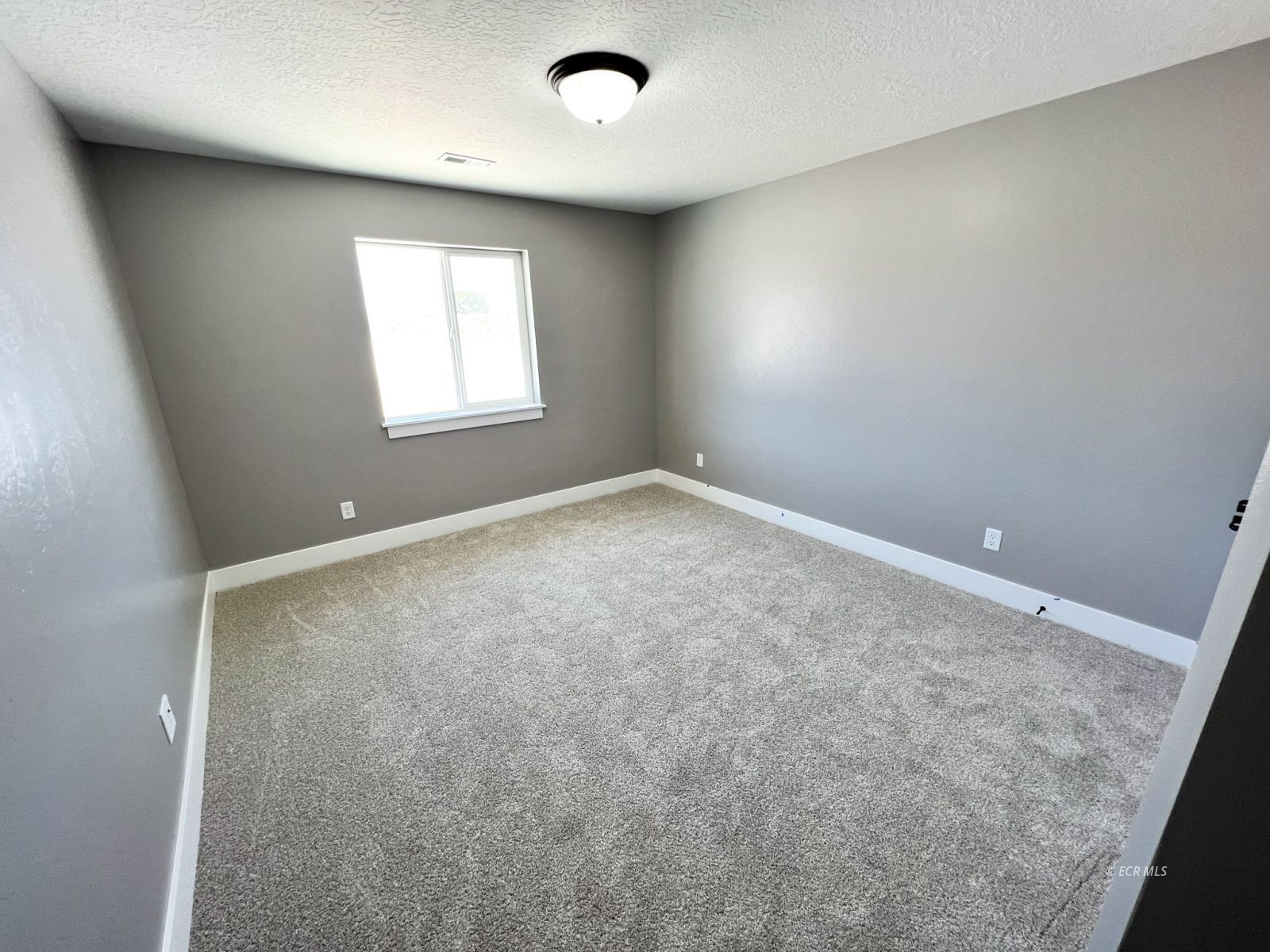 1715 Opal Drive Property Photo 14