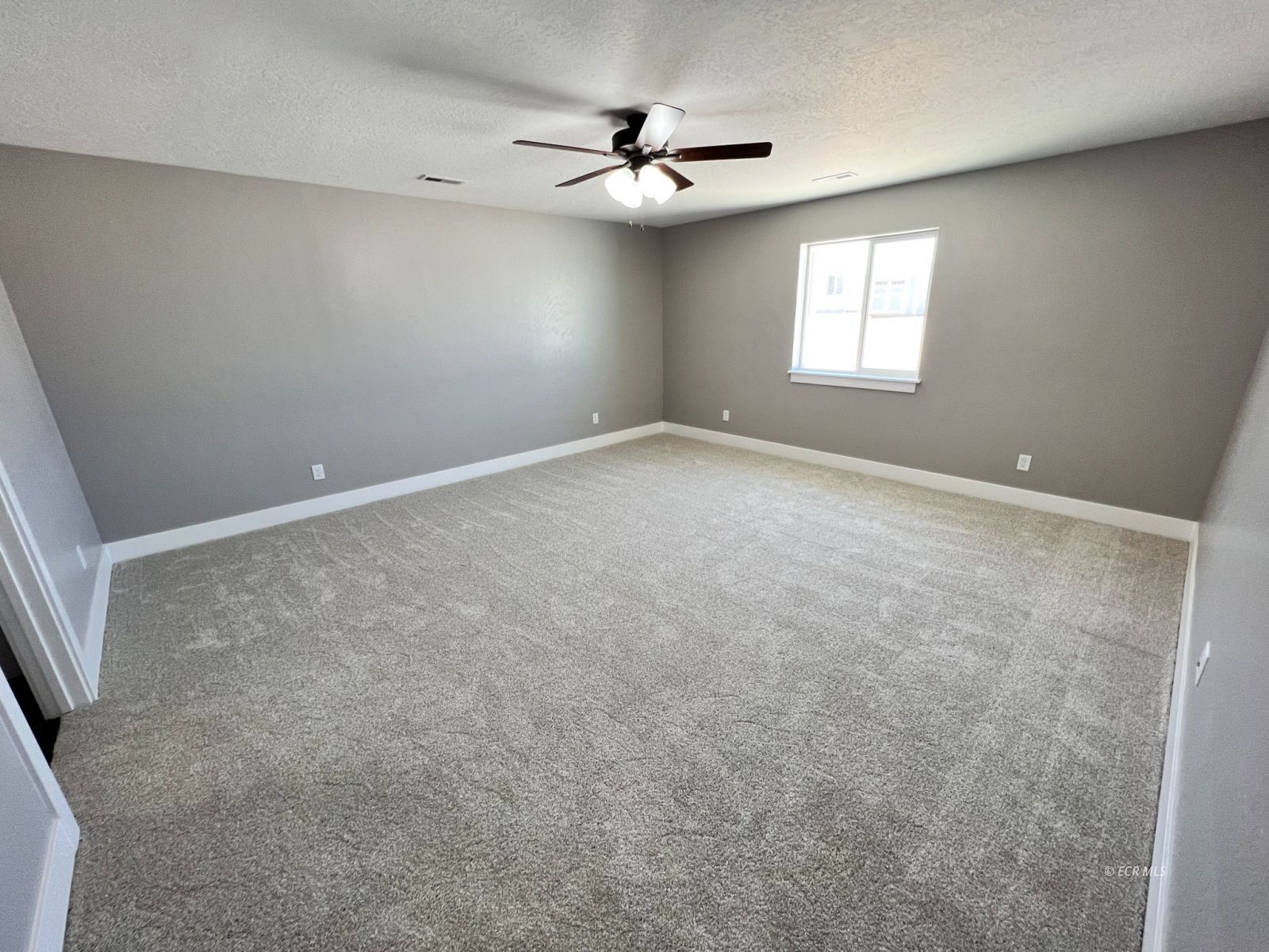 1715 Opal Drive Property Photo 16