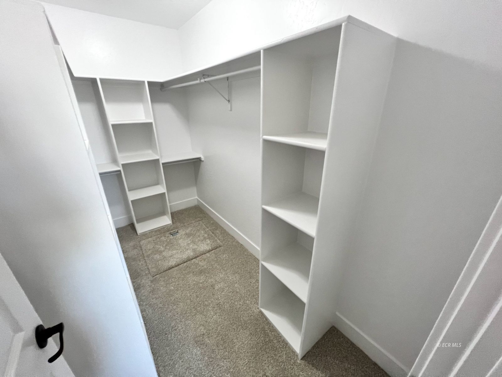1715 Opal Drive Property Photo 21