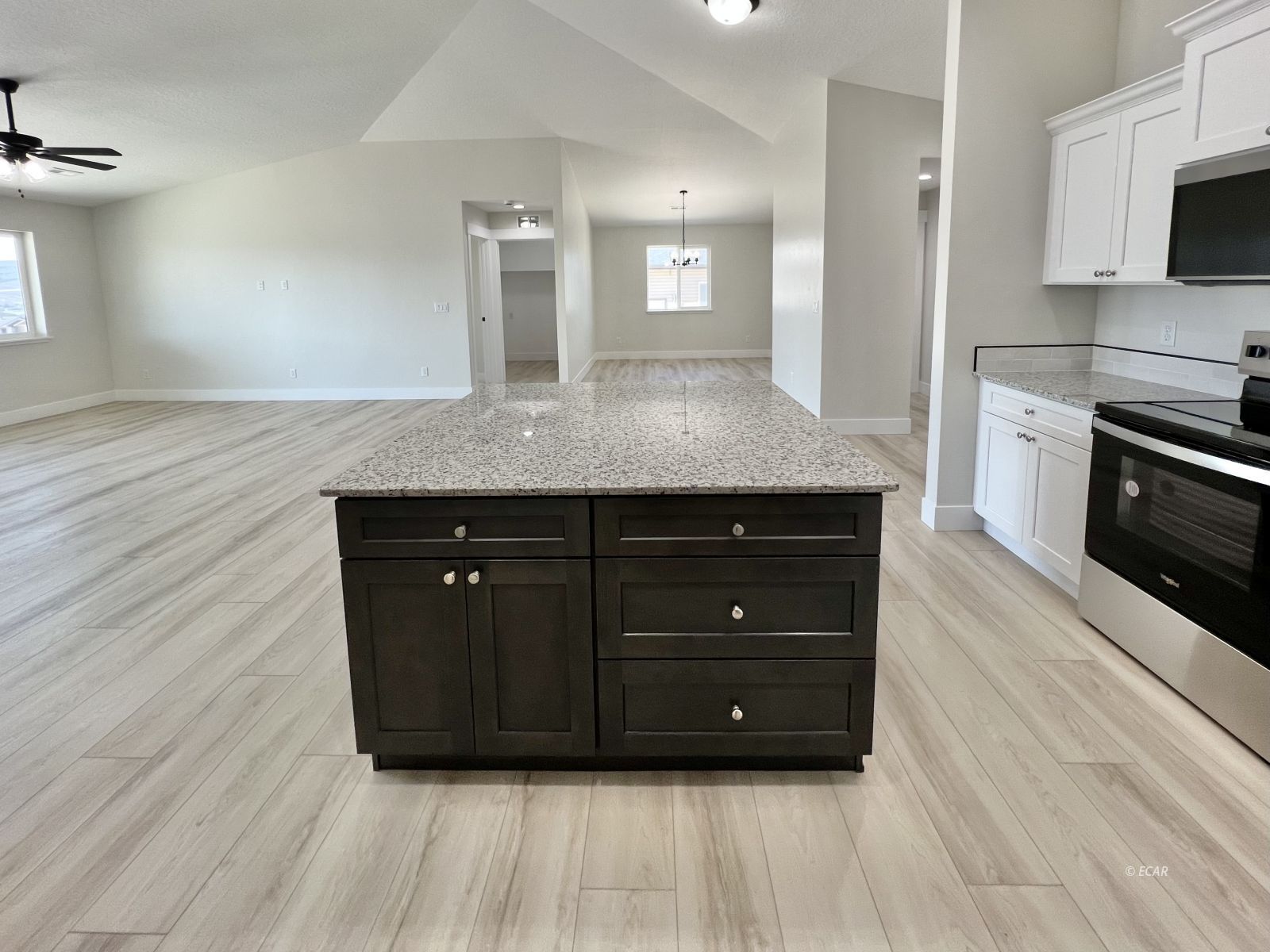 1723 Opal Drive Property Photo 10