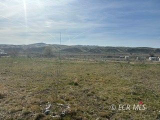 1415 Huntley Street Property Photo 1
