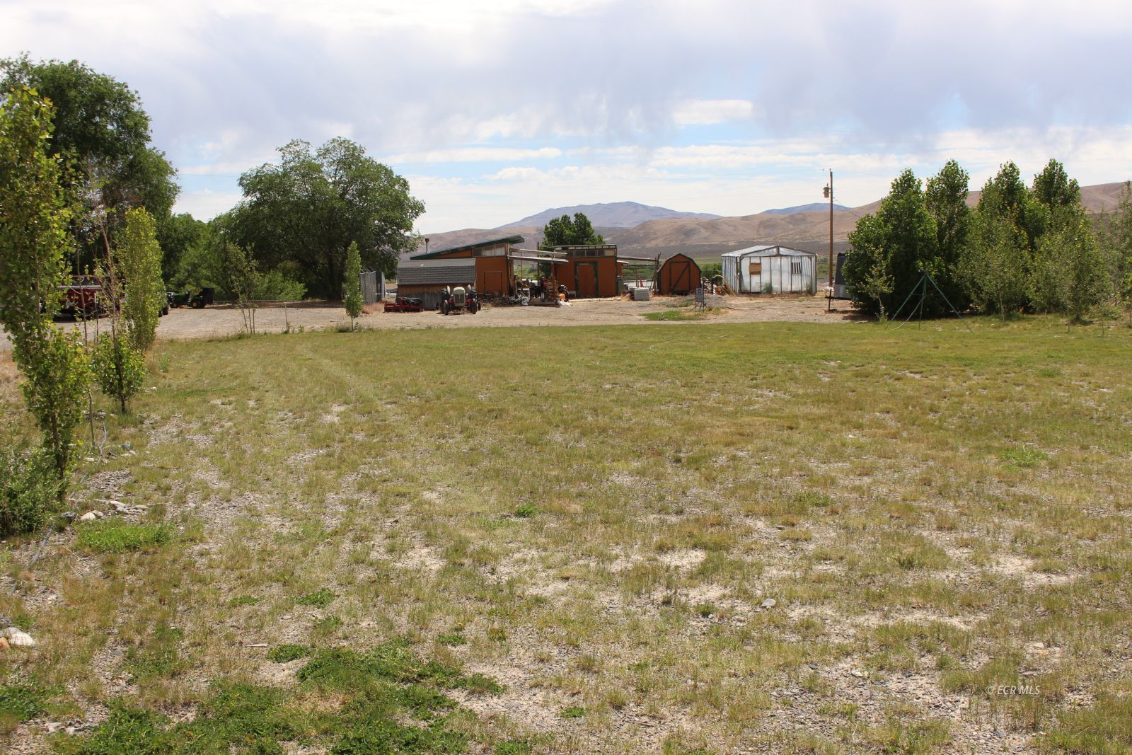 1415 Huntley Street Property Photo 5