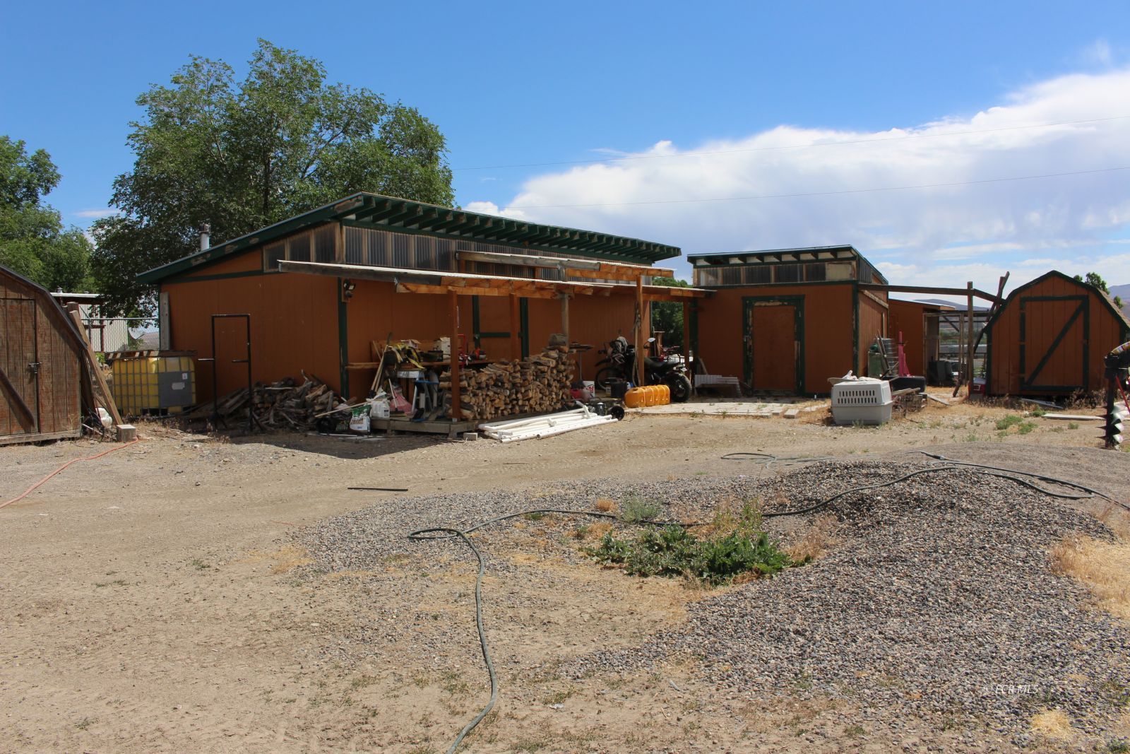 1417 Huntley Street Property Photo 14