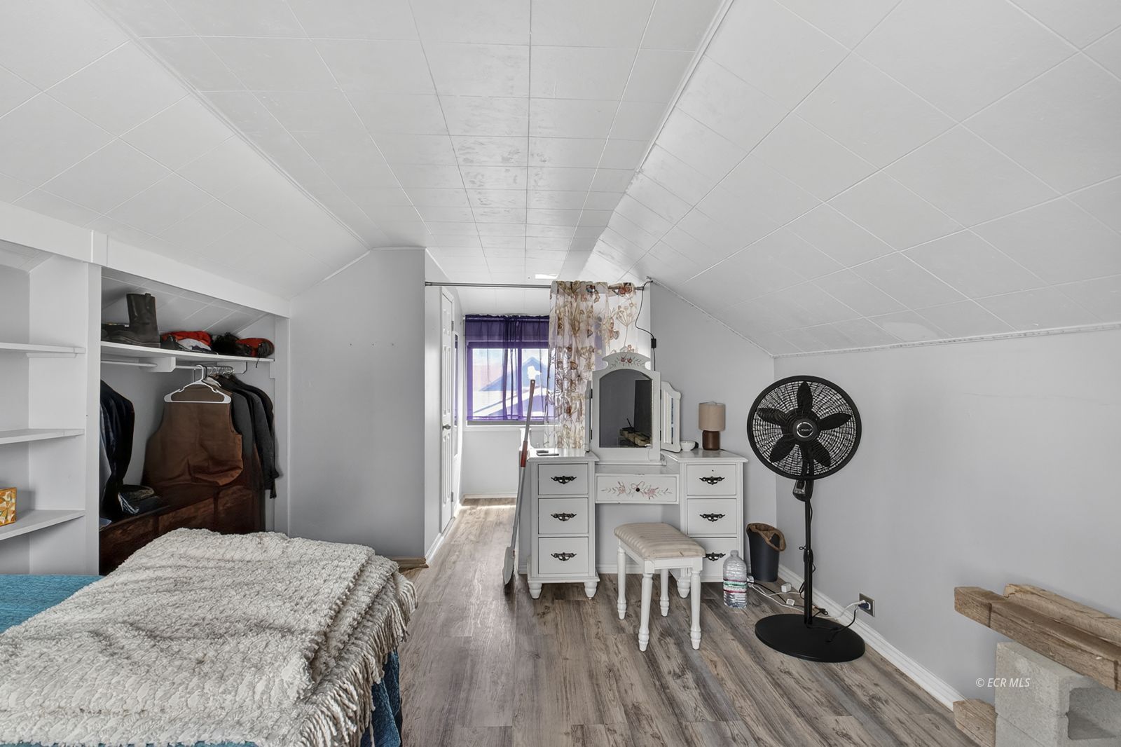 549 4th Street Property Photo 13