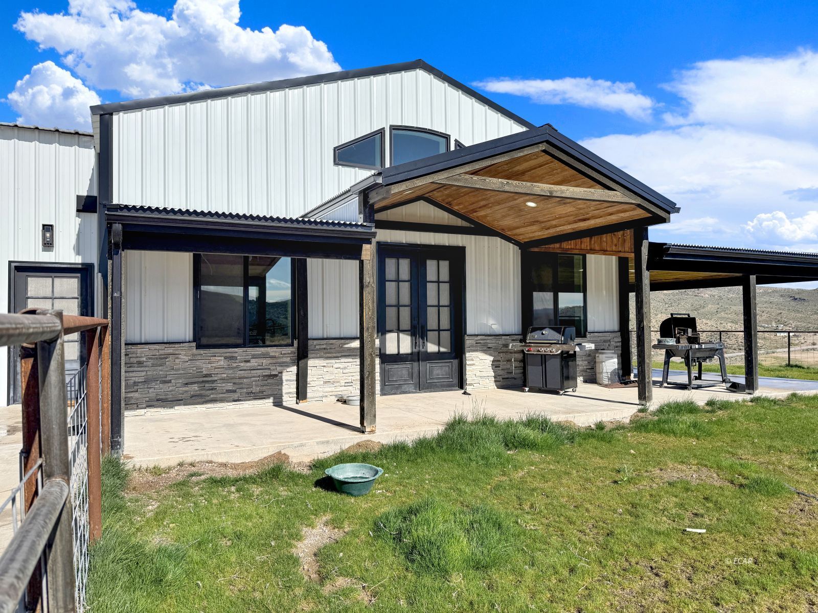 9393 N Us 93 Highway Property Photo 3