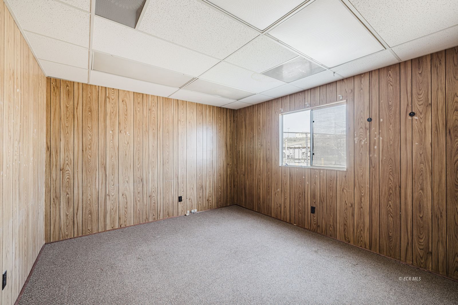 824 Poplar Street Property Photo 10