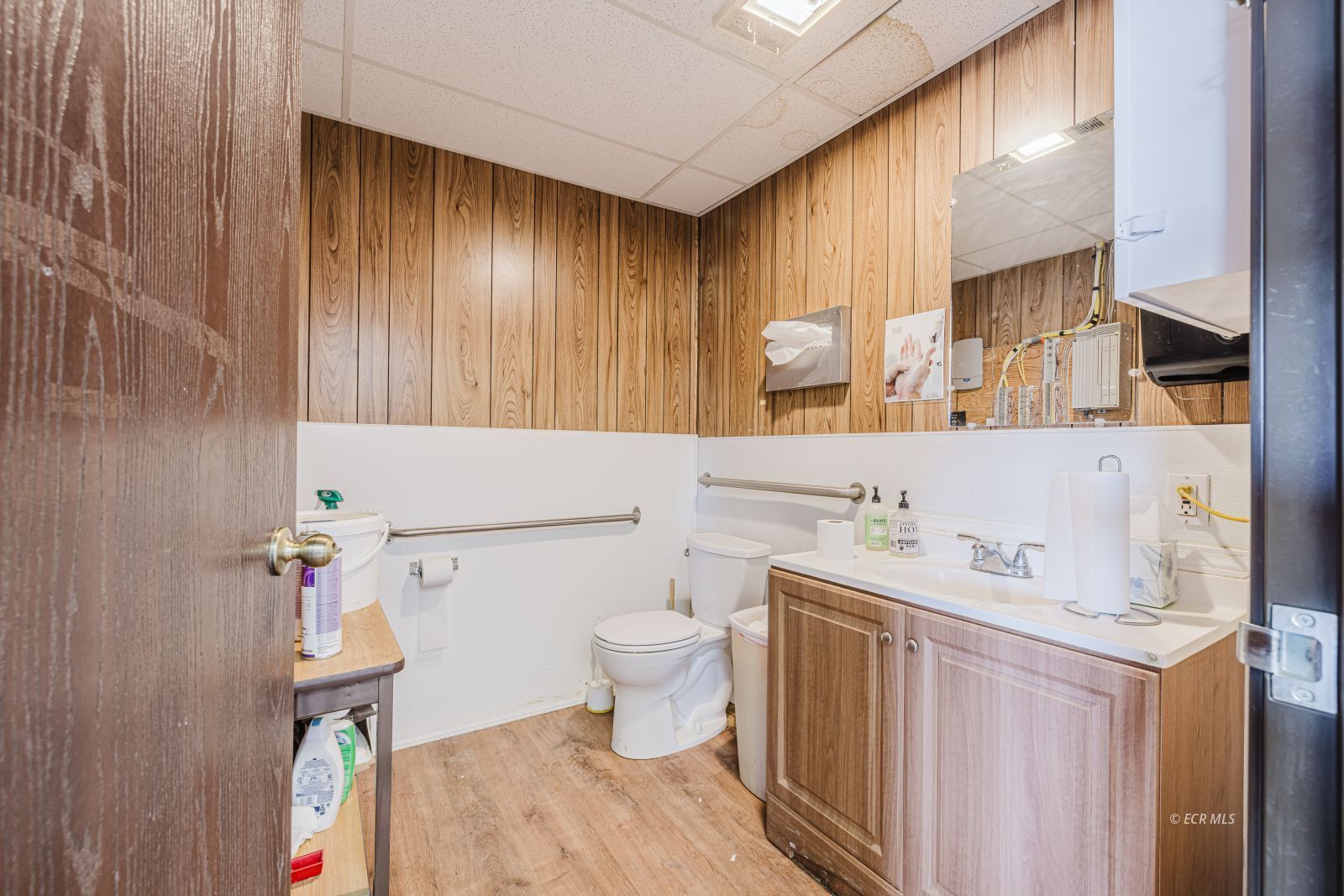 824 Poplar Street Property Photo 11